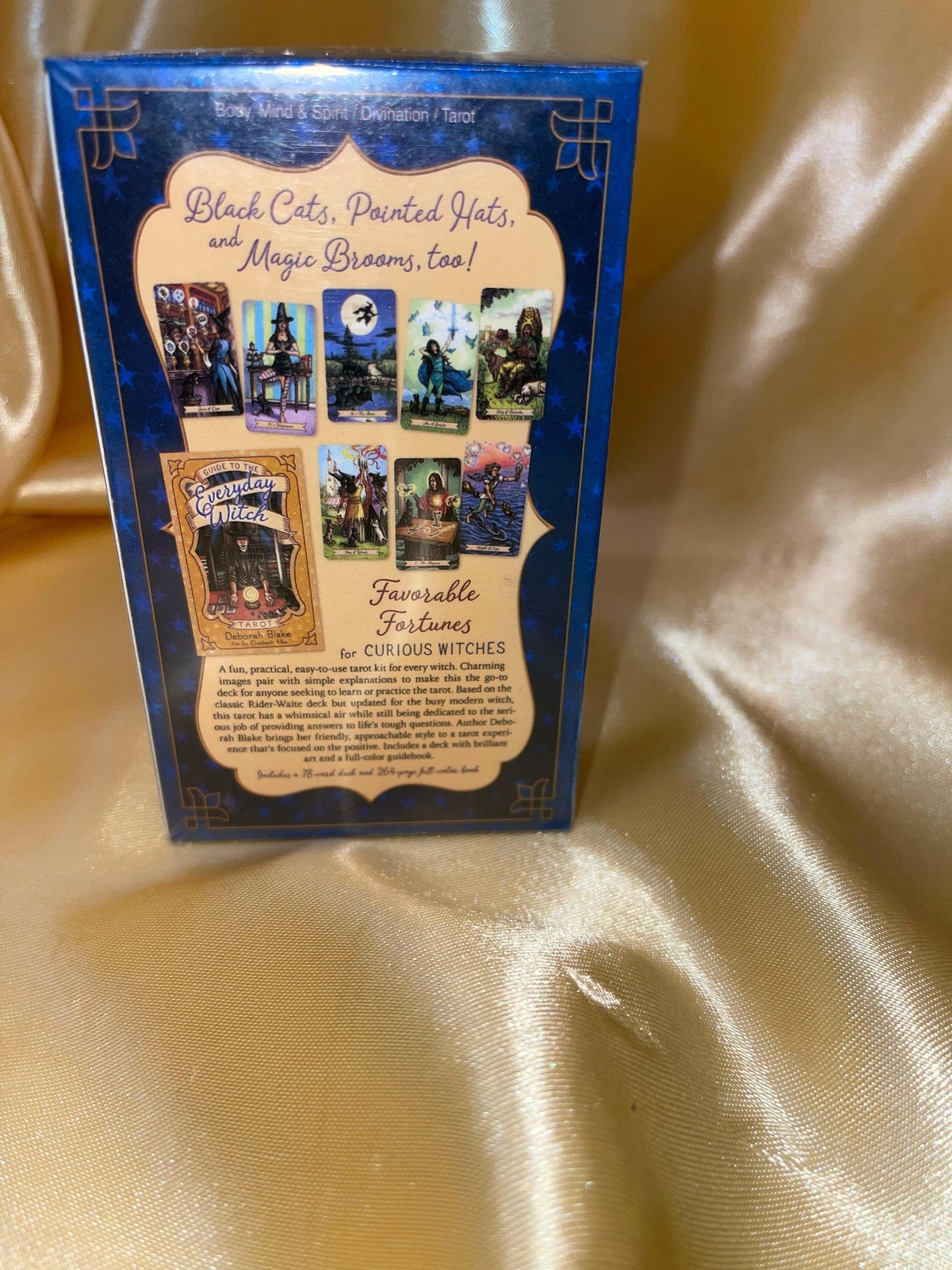 Everyday Witch Tarot deck..Palm size