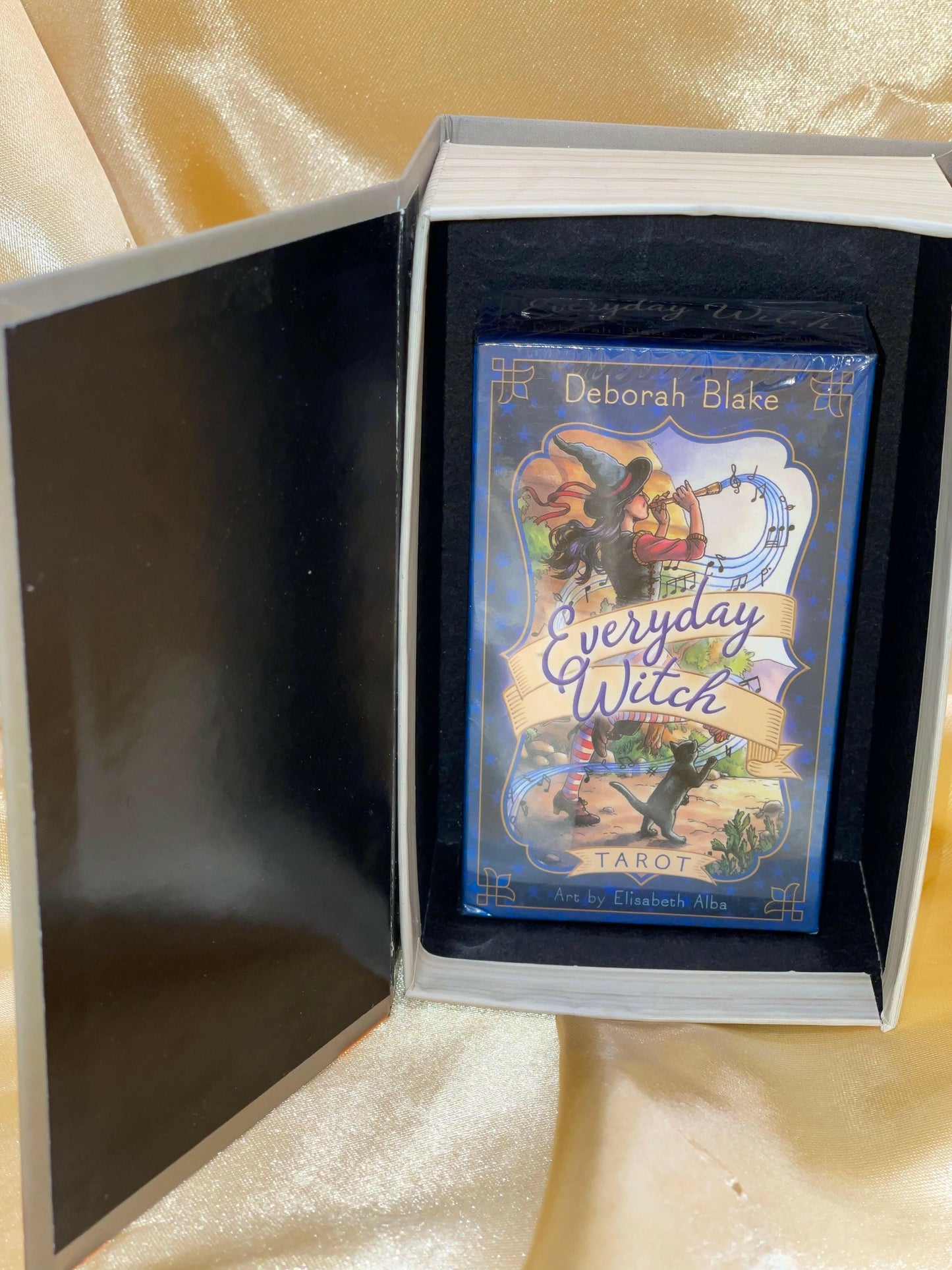 Divination box