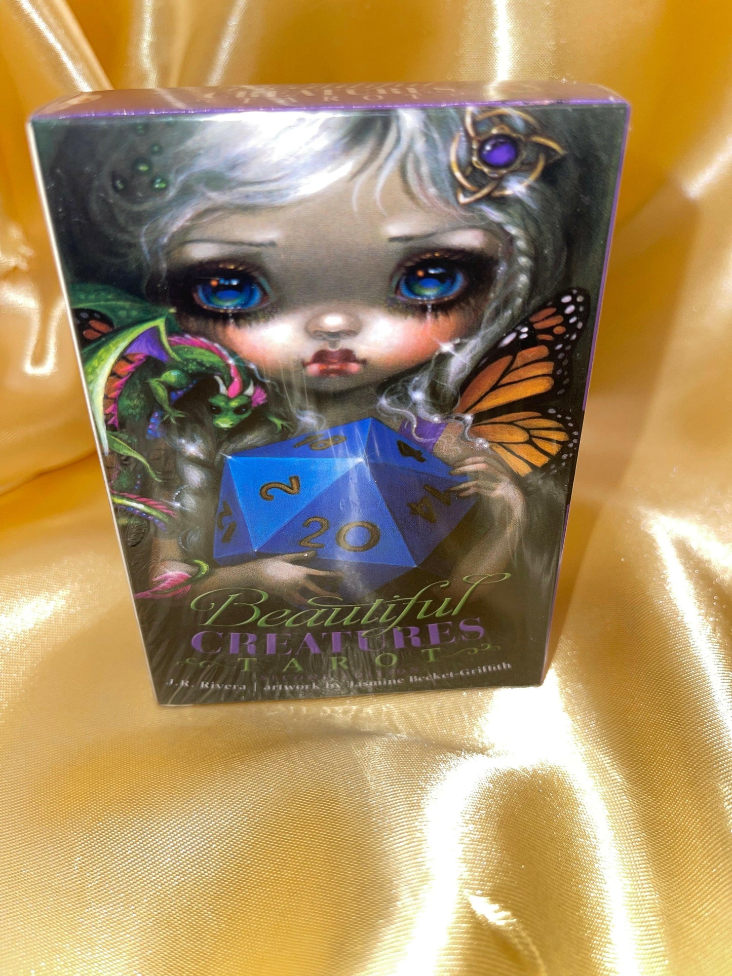 Beautiful Creatures Tarot, Palm Size